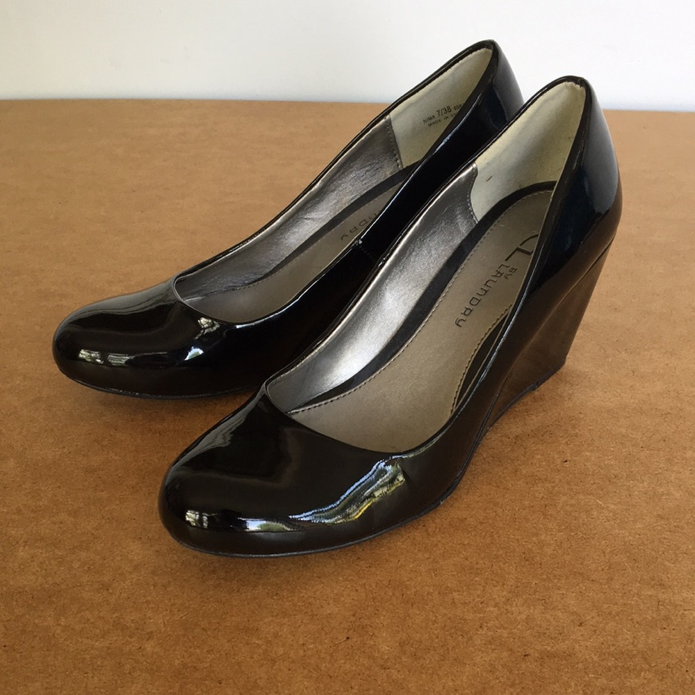Chinese Laundry Black Patent Wedge Heels